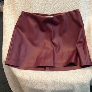 Abercrombie & Fitch burgundy faux leather mini skort in Large (curve)